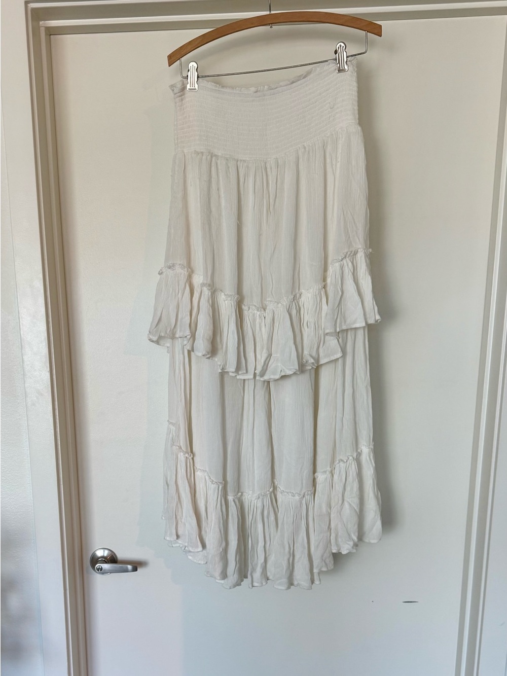 Women’s Free People Cream Tiered Maxi Skirt - Lightweight Ruffled Design